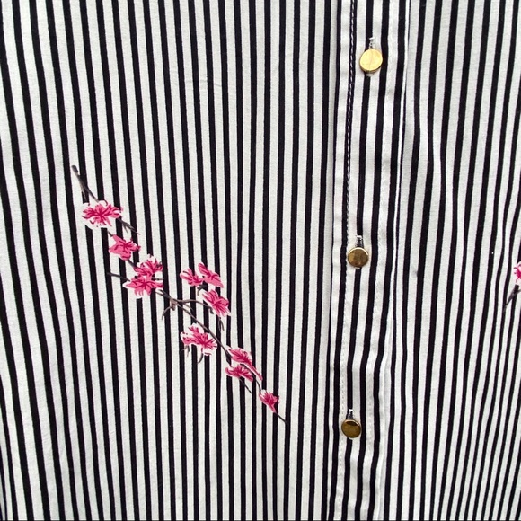 Solitaire Long Button Down Tunic Top Floral M - Picture 5 of 7